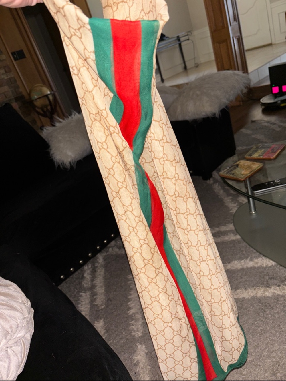 Gucci Beige Monogram Scarf with Red and Green Stripe - Picture 5 of 6